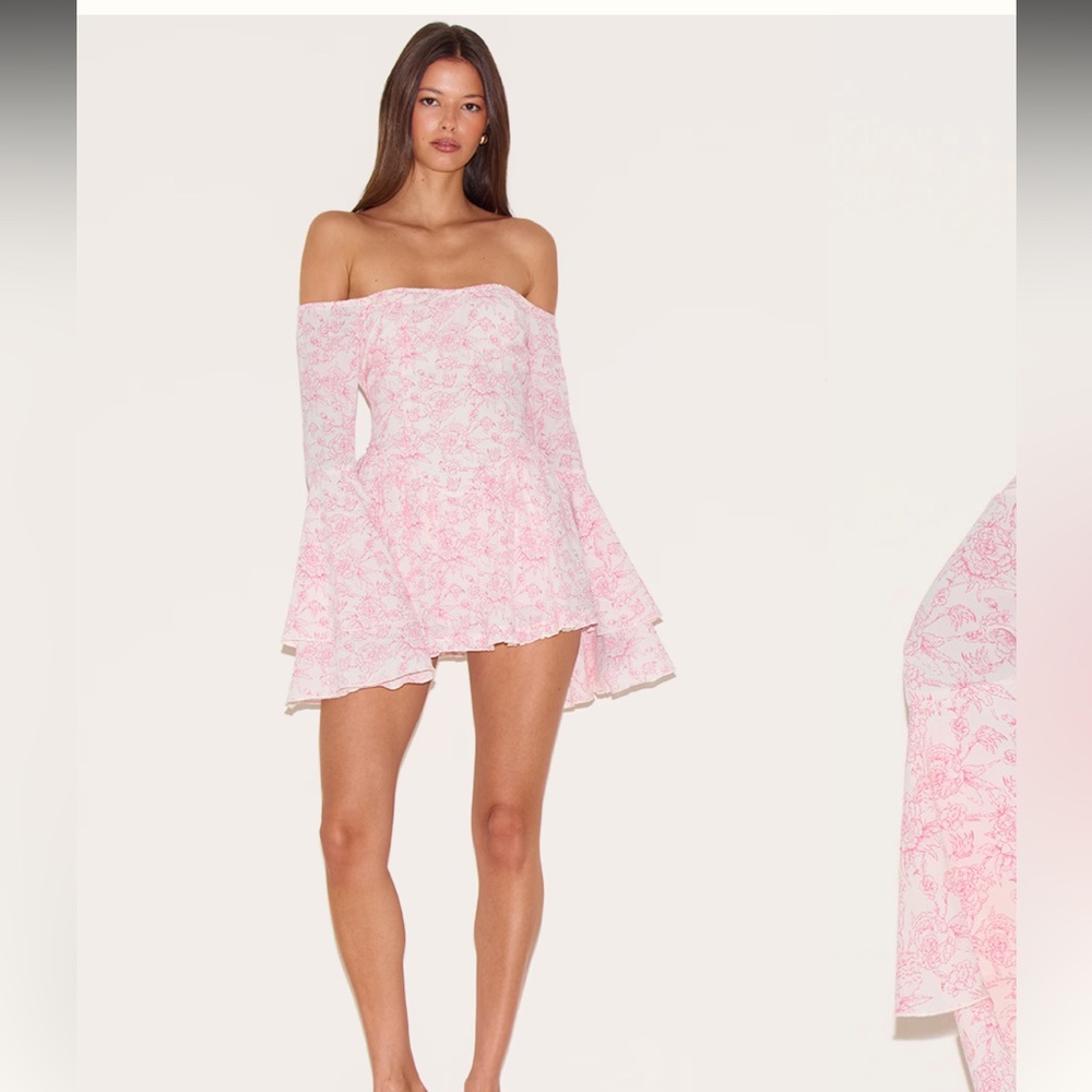 Pretty little thing Off-Shoulder Pink Floral Dress